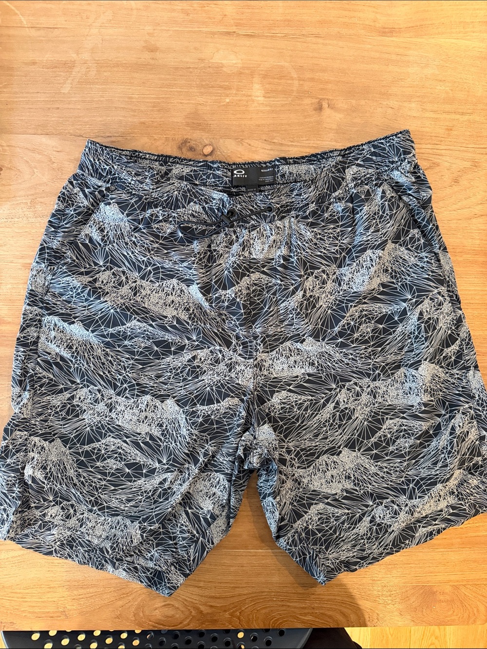 Oakley Men’s Black & White Geometric Swim Shorts